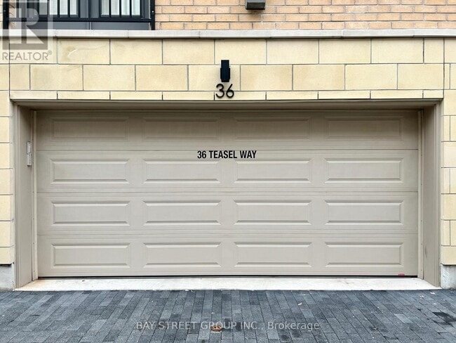 Building Photo - 36 Teasel Way