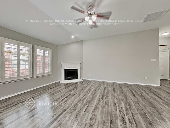 Foto del edificio - 8824 King Ranch Dr