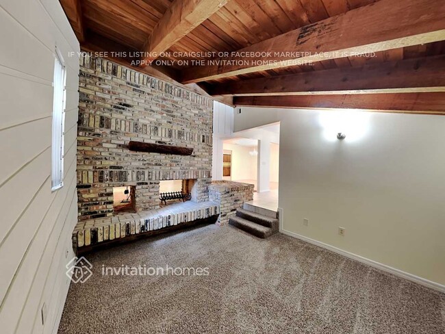 Foto del edificio - 322 W Hornbeam Dr