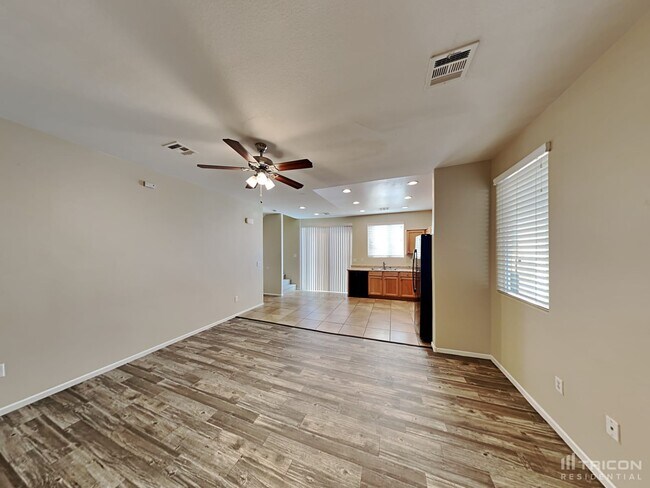 Building Photo - 3669 Karissa Heights Pl