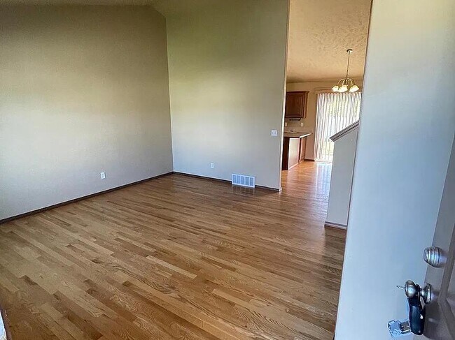 Building Photo - 3820 S Morrow Ln