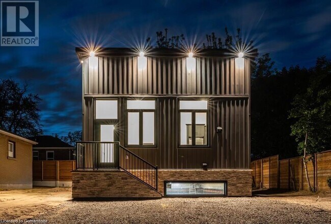 Photo du bâtiment - 77 W 4th St