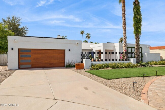 Building Photo - 16213 N 63rd Pl