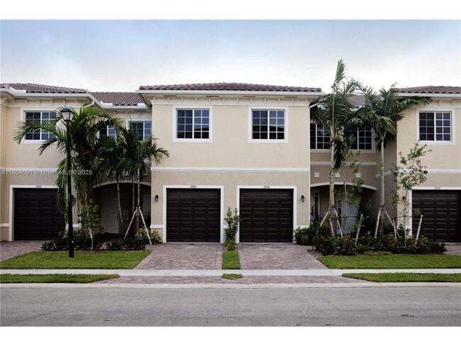 Building Photo - 2 bedroom in Miramar FL 33025