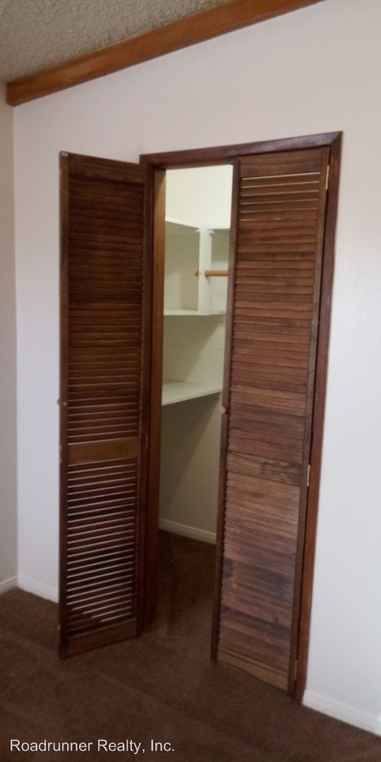 Foto del edificio - 7386 Condalia Ave
