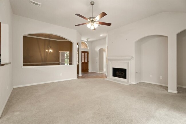 Building Photo - 308 Green Cedar Dr