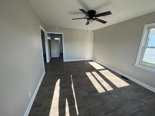 Foto del edificio - 3020 N Fulton Ave