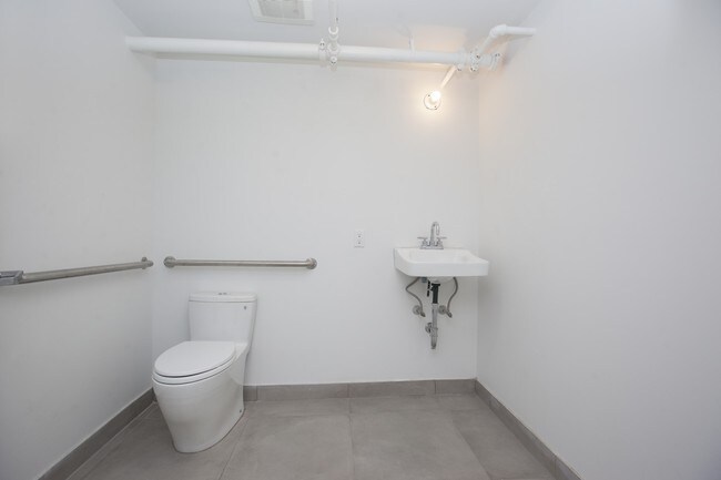 Foto del edificio - 309 E 14th St