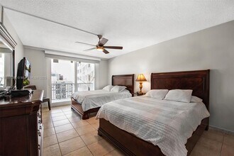 Building Photo - 5401 Collins Ave