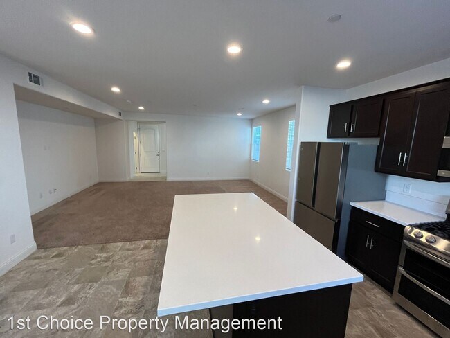 Building Photo - 4 br, 2.5 bath House - 4387 Lazo Drive