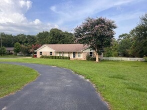 Building Photo - 5136 Hamilton Ln