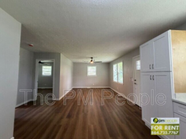 Building Photo - 119 Welborn Cir