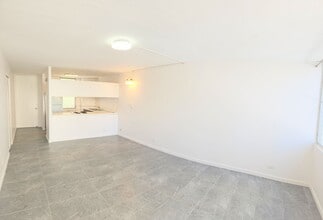 Building Photo - 5122 Likini St
