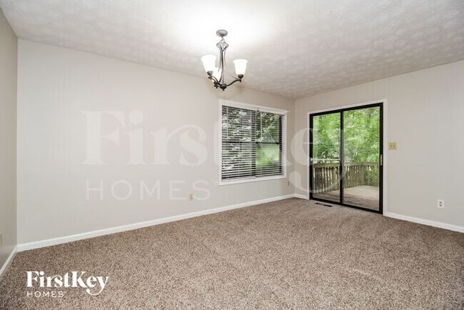 Building Photo - 5823 Stonehaven Dr NW