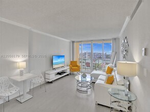 Building Photo - 2501 S Ocean Dr