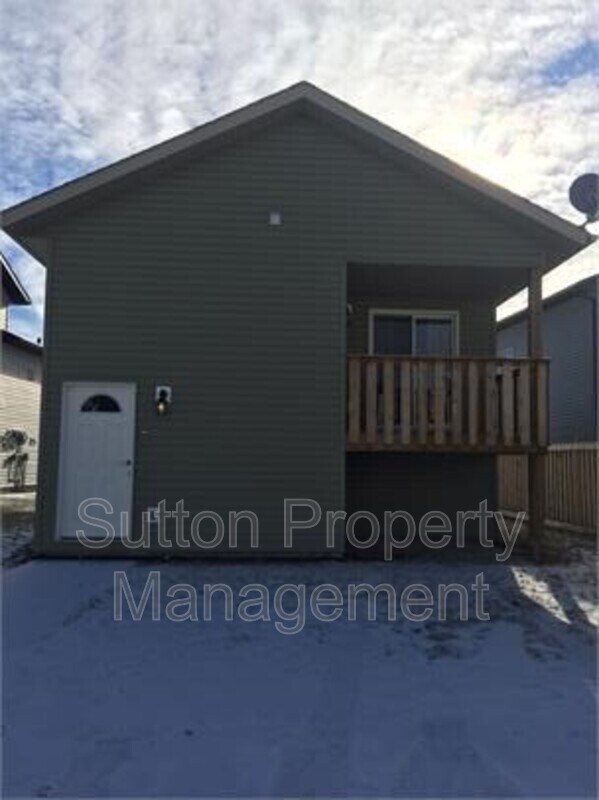 Photo du bâtiment - 7414-7114 StreetUnit AKey 73