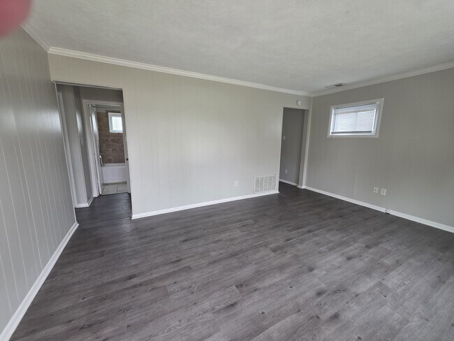 Foto del edificio - 3825 Kenard Ct