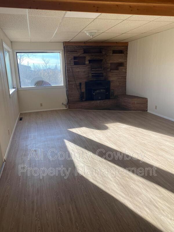 Foto del edificio - 4631 Oriole Ln