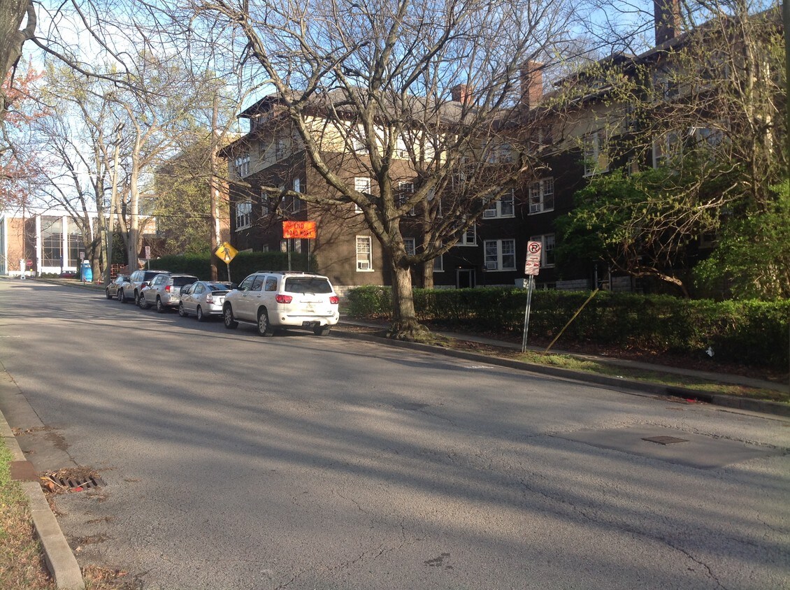 Foto principal - 1707 Acklen Ave