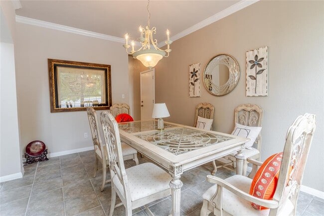 Building Photo - 9201 Trowbridge Cove