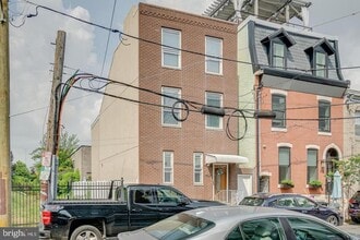 Building Photo - 1030 Marlborough St