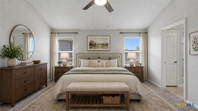 Foto del edificio - 2238 Falcon Way