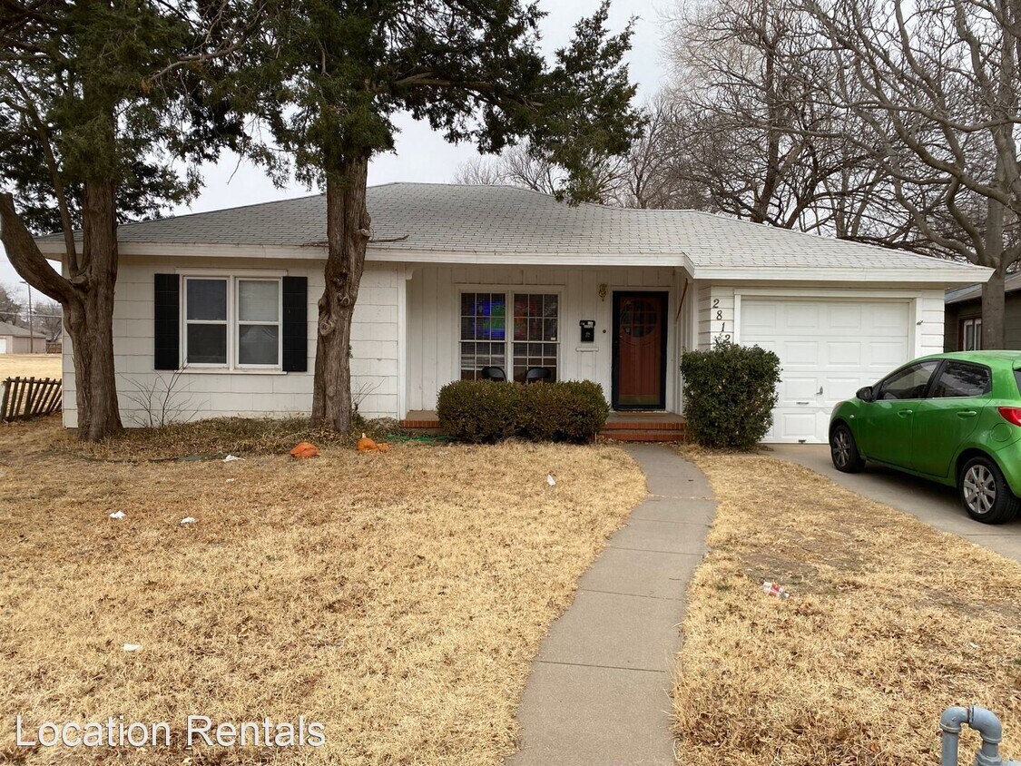 Primary Photo - 3 br, 2 bath House - 2812 Canton Avenue