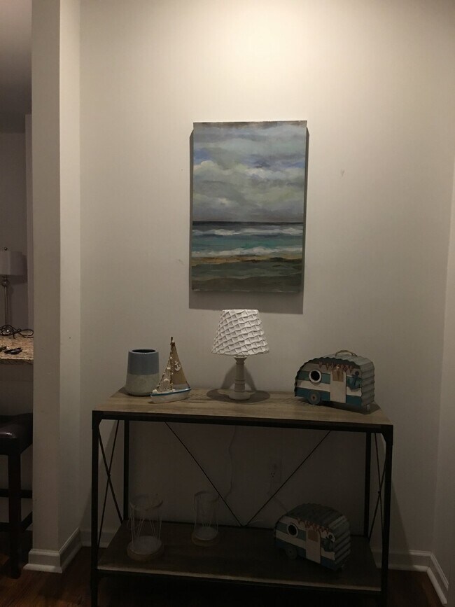 Foto del edificio - Great 3/2 Fully Furnished-TDY Welcome!!