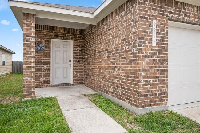 Building Photo - 9922 Yanet Grove Ln