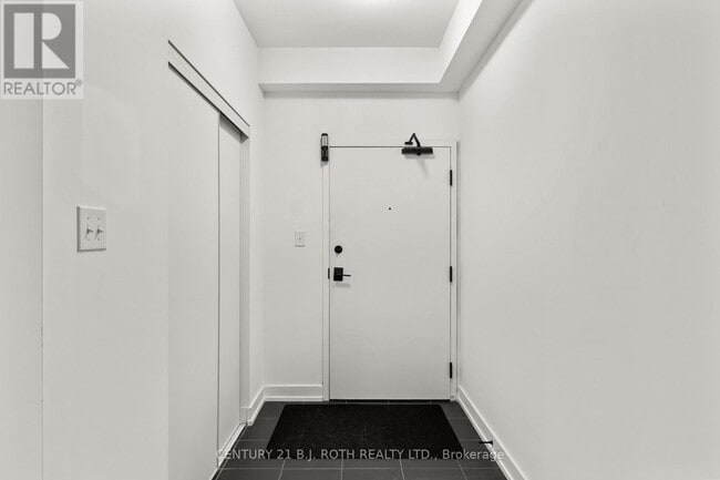 Building Photo - 4 Spice Wy