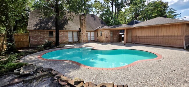 Building Photo - 3247 Little Bear Dr