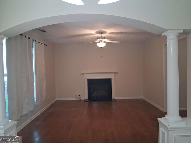 Foto del edificio - 7068 Littlebrook Way
