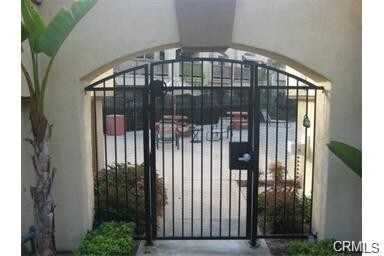 Foto del edificio - LOVELY MIRADOR 2 BR/2 BATH CONDO IN GREAT LAGUNA NIGUEL LOCATION