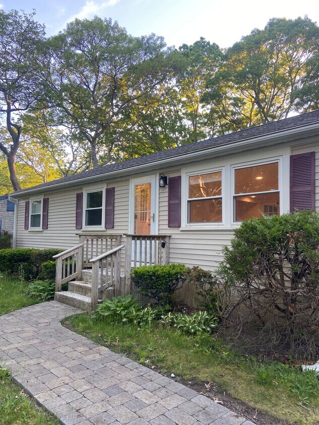 Primary Photo - 181 Arrowhead Dr