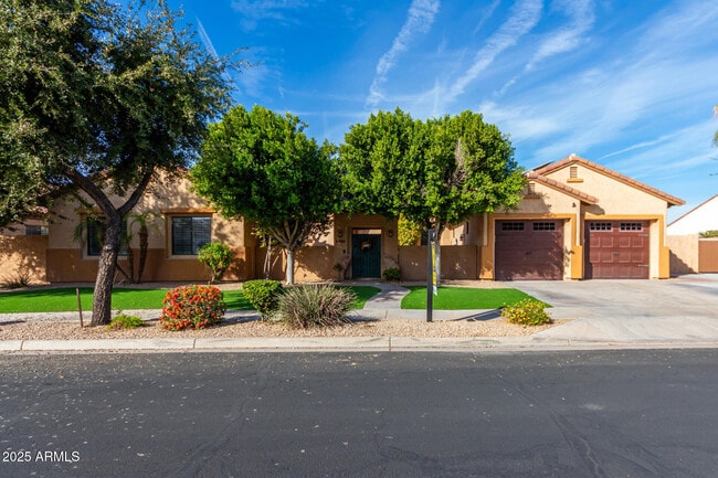 Building Photo - 2652 N 143rd Dr