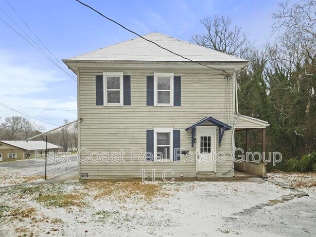 Building Photo - 157 N Conococheague St