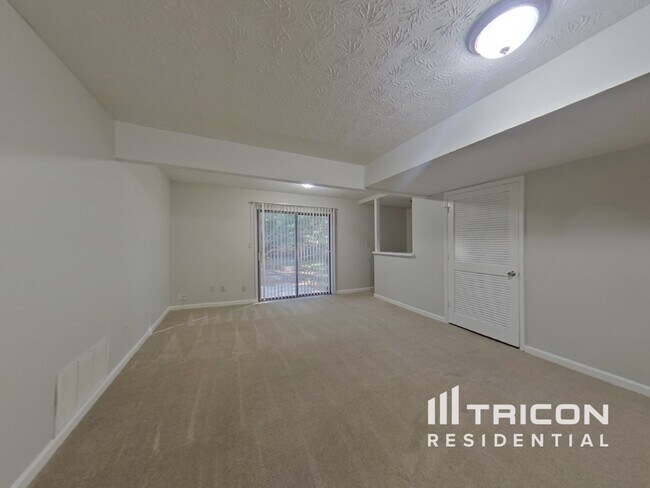 Building Photo - 4100 Hawkins Crossing