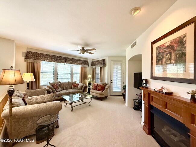 Foto del edificio - 1716 Alpine Meadows Ln