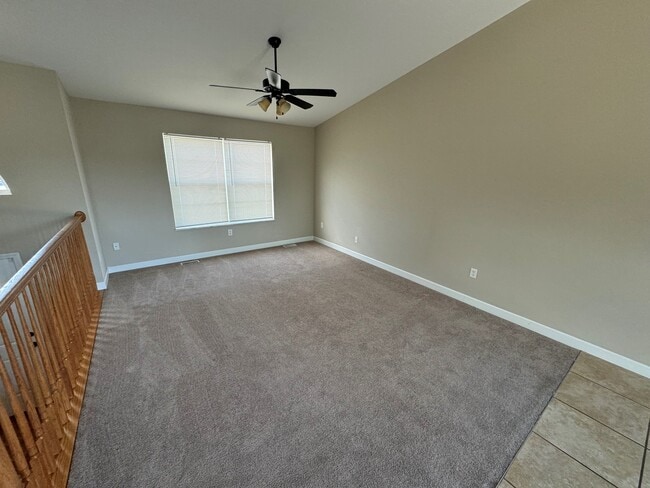 Building Photo - 159 W Division St