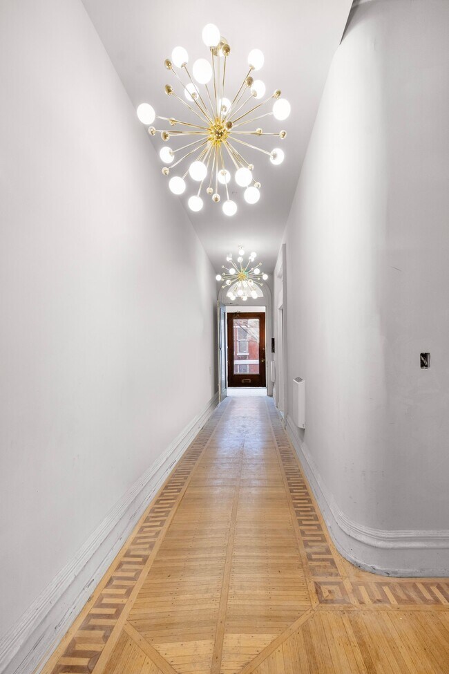 Foto del edificio - 333 S 21st St