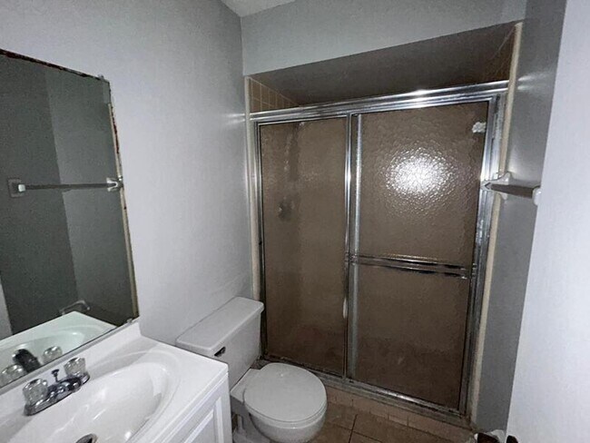 Foto del edificio - 22 Sandalwood Ct