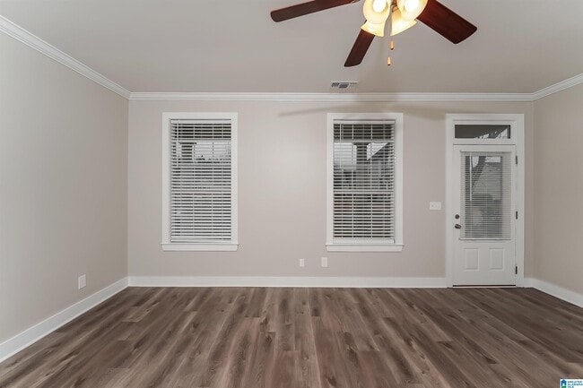 Building Photo - 6025 Kelly Creek Cir