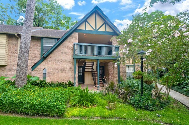 Building Photo - 8221 Kingsbrook Rd