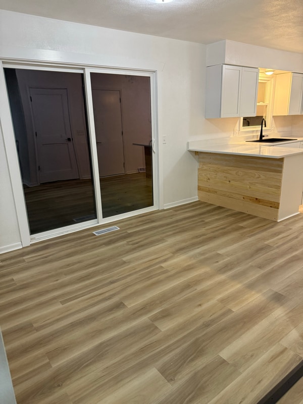 Foto del edificio - 250 Westridge Rd