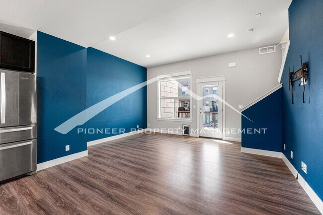 Photo - Beautiful Townhome with 2 Car Garage and Central A/C