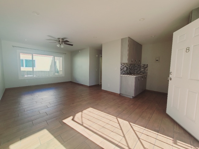 Photo - 1108 W 110th St Apartment