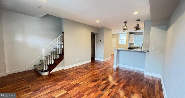 Foto del edificio - 814 S Oak St