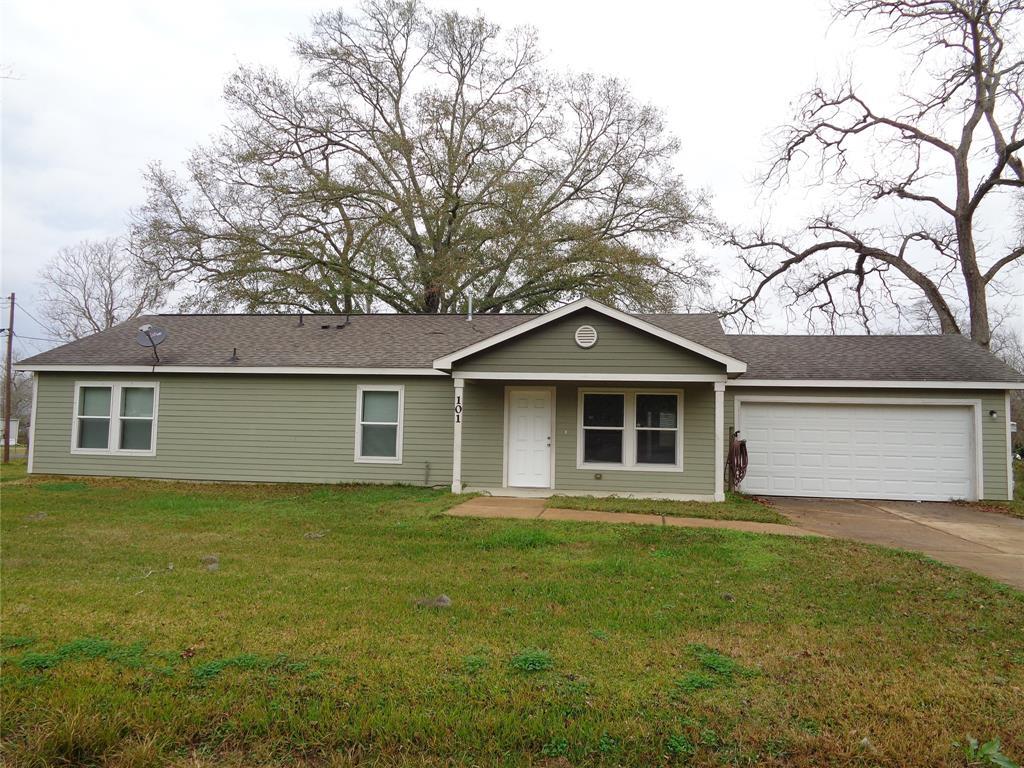 101 S Francis St, Sweeny, TX 77480 House Rental in Sweeny, TX