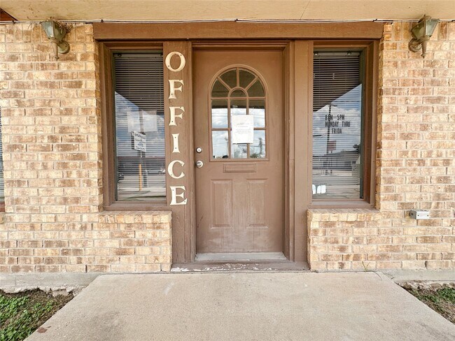 Foto del edificio - 702 N Richmond Rd