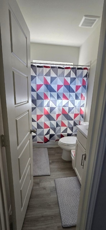 Foto del edificio - 22835 Ephesus Ave